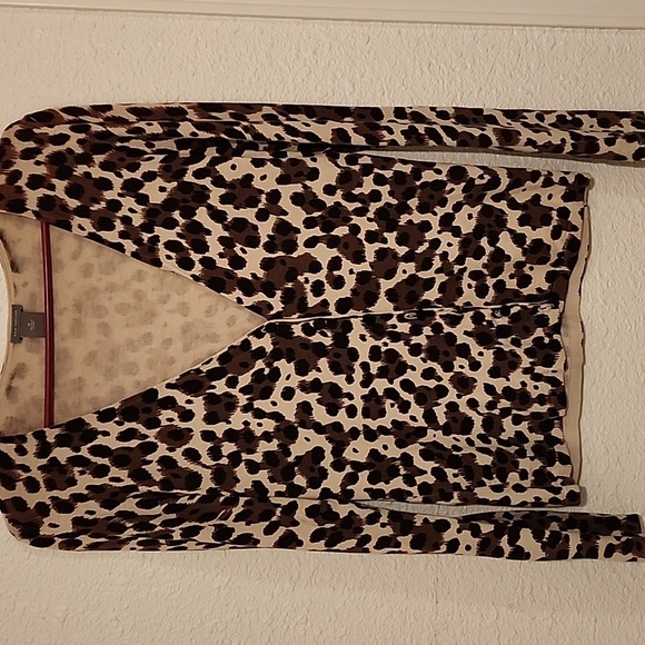 Ann Taylor leopard print cardigan Size Medium - Picture 1 of 5